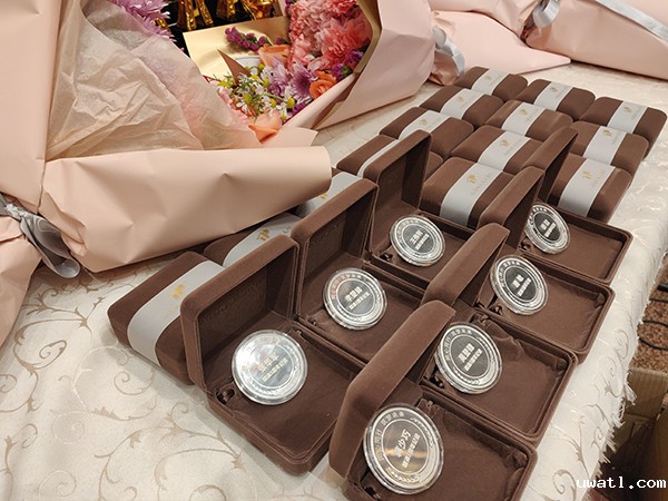 部分奖品奖杯 部分奖品奖杯