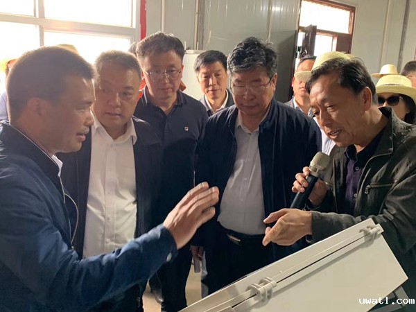 现场观摩 现场观摩