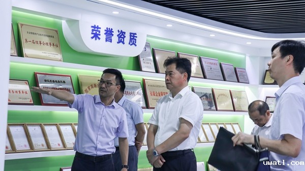 浙江省农业农村厅副厅长唐冬寿一行莅临点点电脑调研
