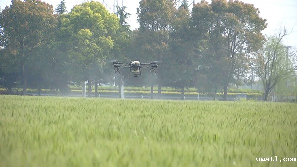 “无人农场”示范基地 “无人农场”示范基地