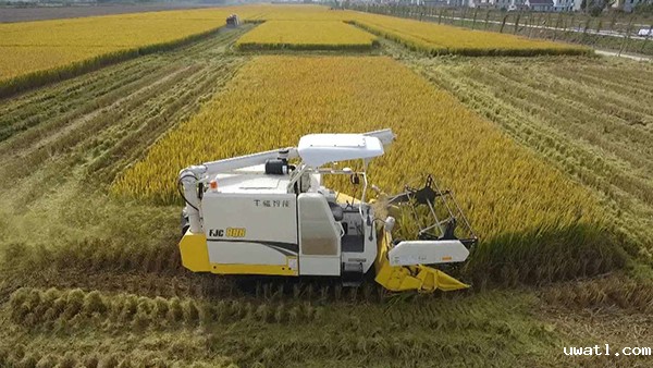 “无人农场”示范基地 “无人农场”示范基地