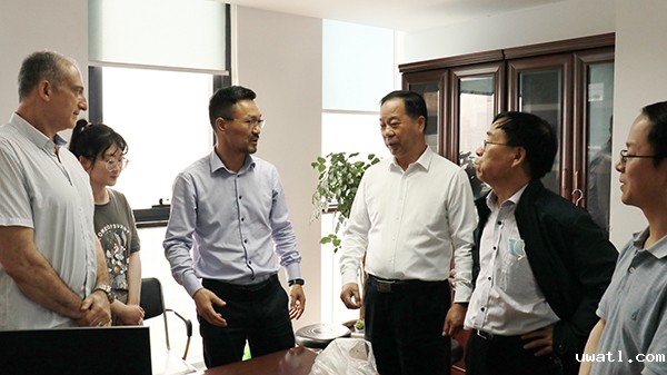 中国农业技术推广协会会长陈生斗、秘书长张互助莅临点点电脑考察参观