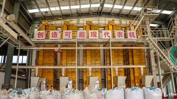 点点电脑打造的古林育秧工厂 点点电脑打造的古林育秧工厂